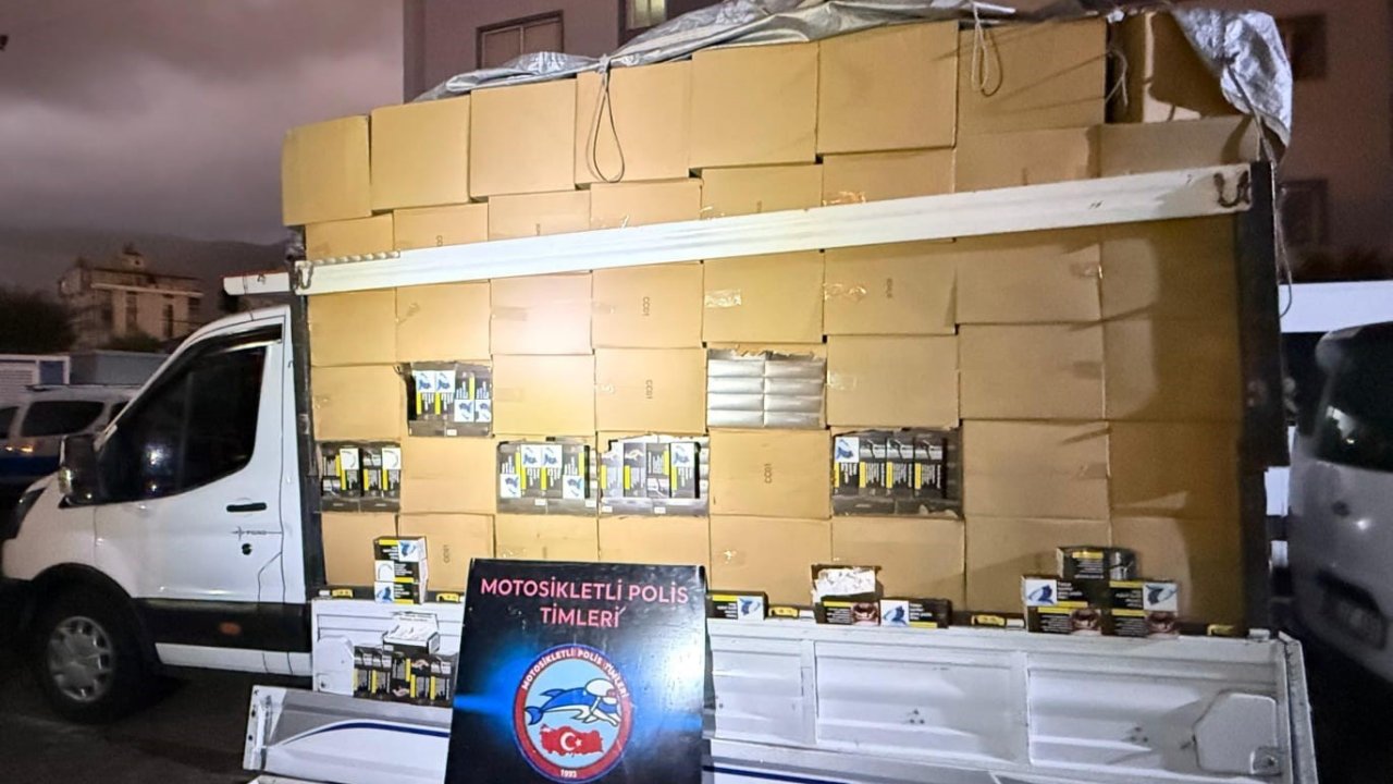 Hatay’da 2 milyon 900 bin adet gümrük kaçağı makaron ele geçirildi