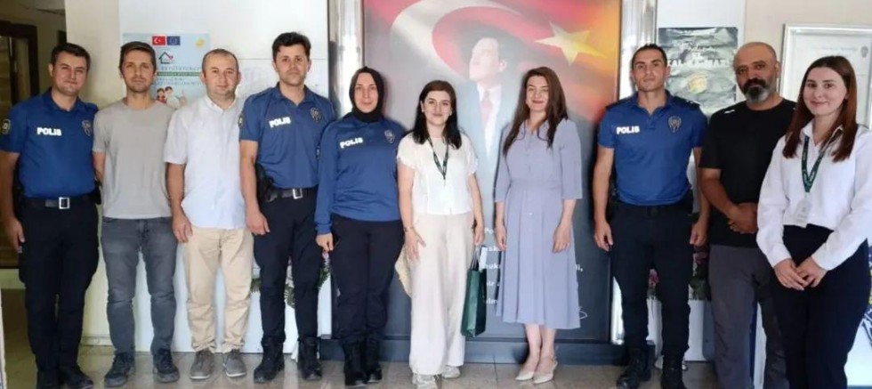 Yeşilay Kars Şubesinden Selim İlçe Emniyet Müdürlüğü’ne Ziyaret
