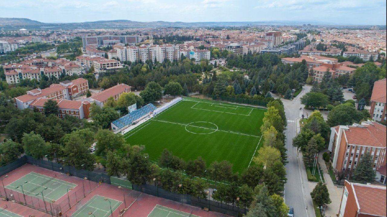 Anadolu Üniversitesi öğrencilerine sportif açıdan güçlü bir kampüs yaşamı sunuyor