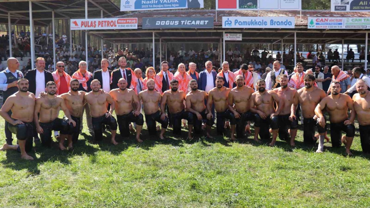 Başkan Bütün; "Belediye bütçesine dokunmadan Beyağaç’ta dillere destek bir festival yaptık"