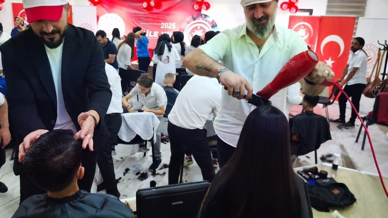 Erzurum’da "Aynadaki gülen yüzüm" projesi başladı