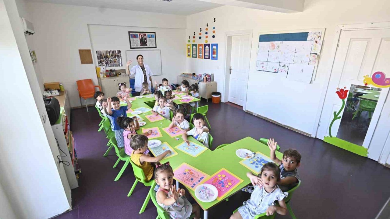 Muratpaşa’nın kreşlerinde yeni eğitim-öğretim dönemi başladı