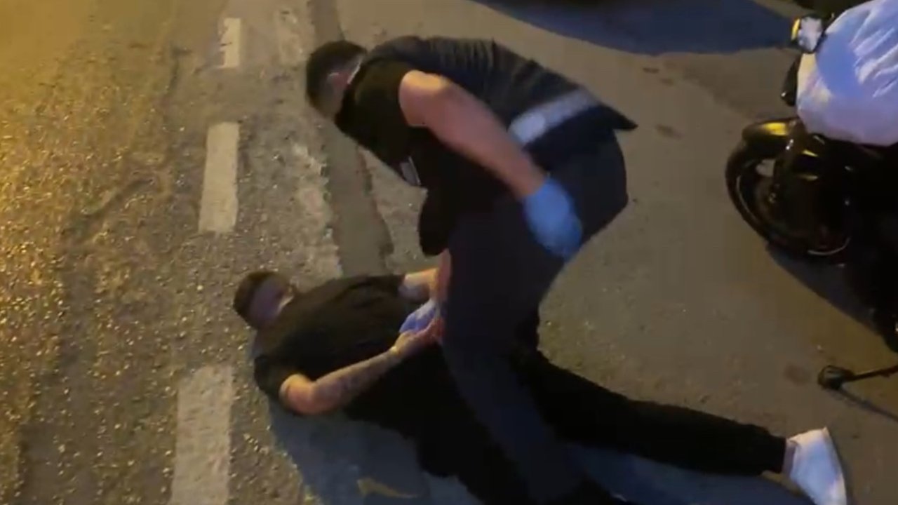 Motosikletli çarşaf operasyonu: 16 yaşındaki çocuktan 68 bin hap