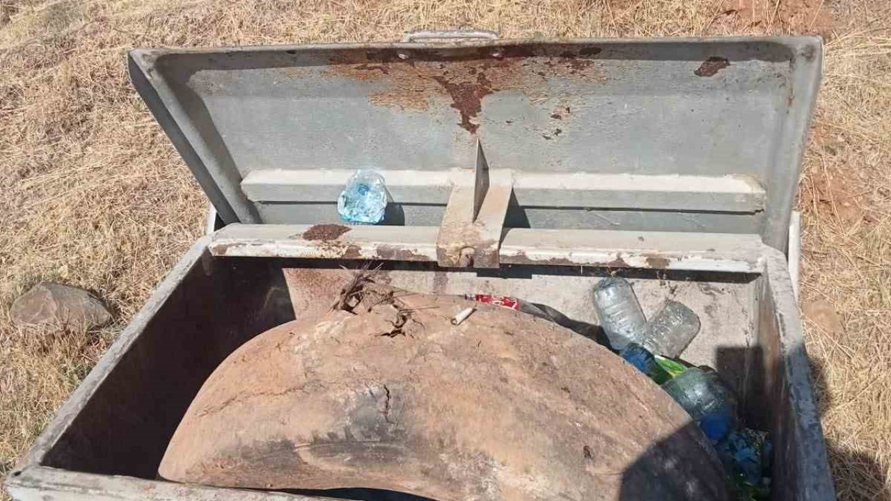 Karacasu Belediyesi’nden çöp kovalarına yönelik uyarı