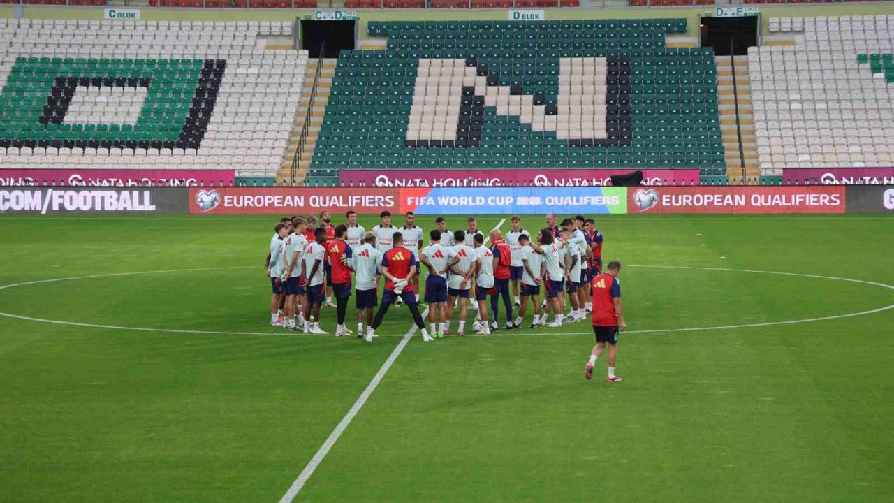 İspanya, Türkiye maçının hazırlıklarını tamamladı