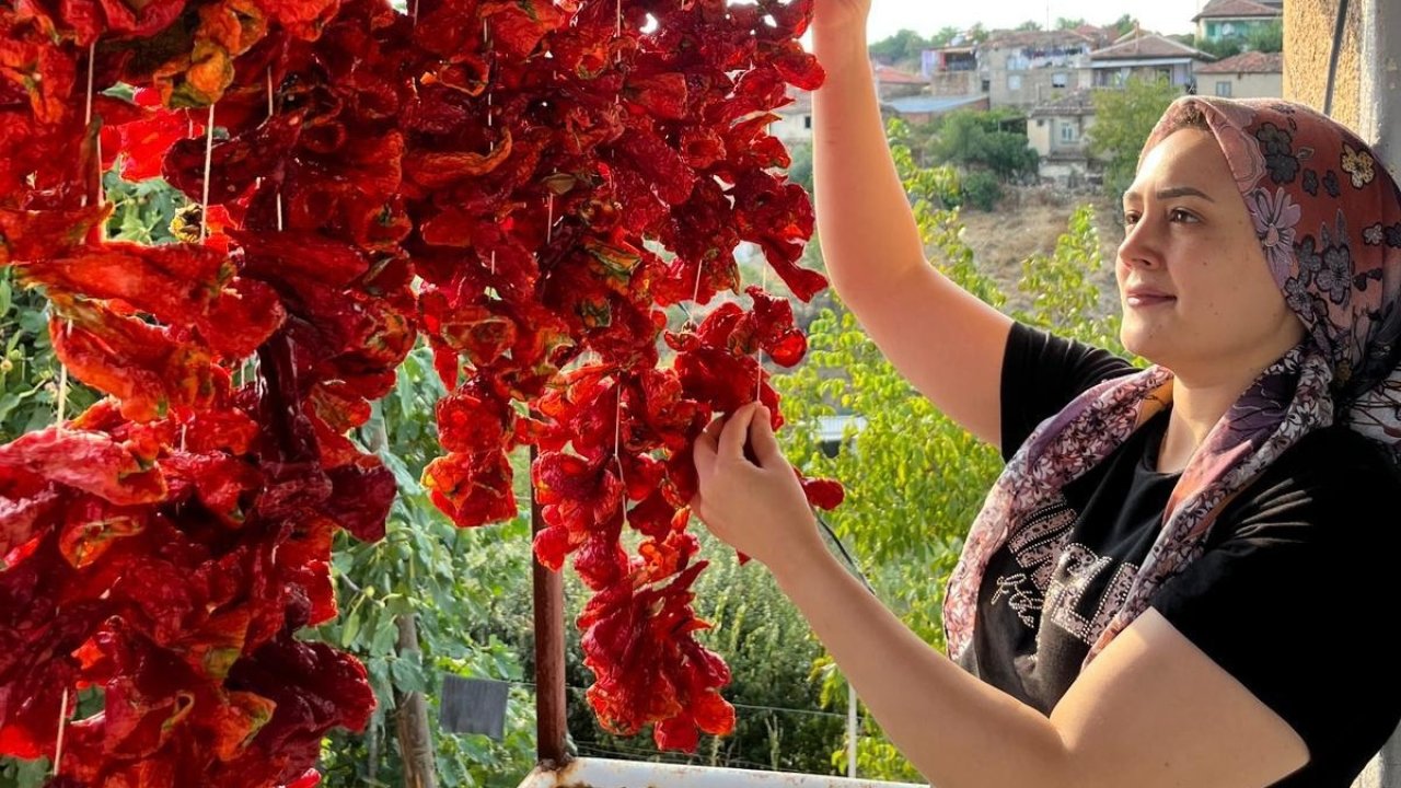 Sarıgöllü kadınlardan kışlık mesaisi