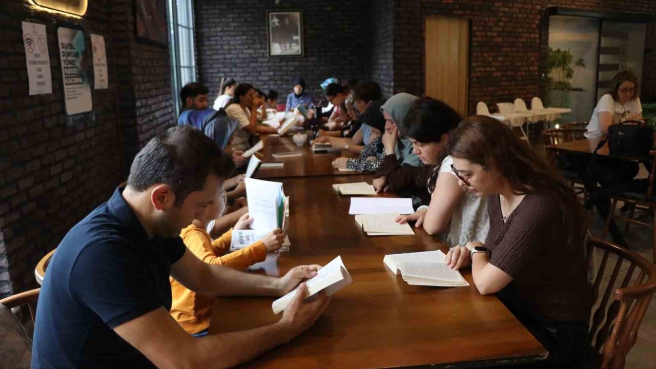 Yalova’da "Dijital dünyanı yönet, hayatı kaçırma" etkinliği