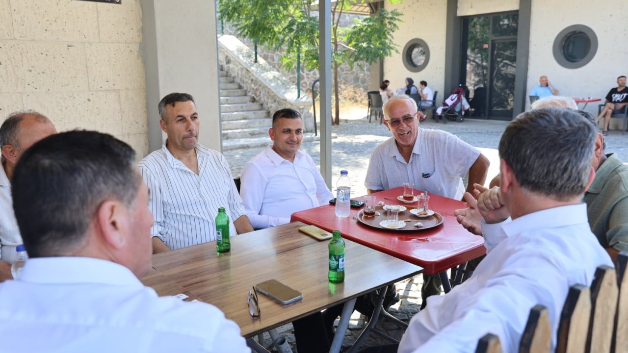 Başkan Balaban Akgedik’te vatandaşları dinledi