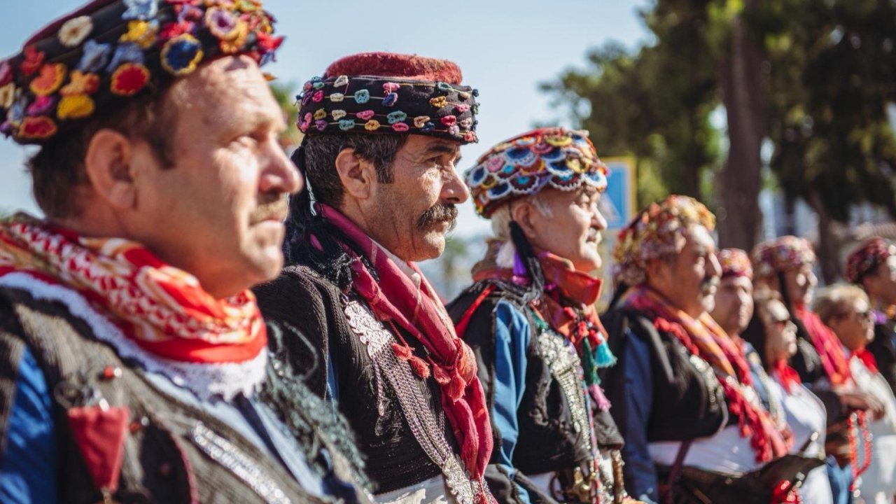 Kuşadası’nda kurtuluş günü coşkusu