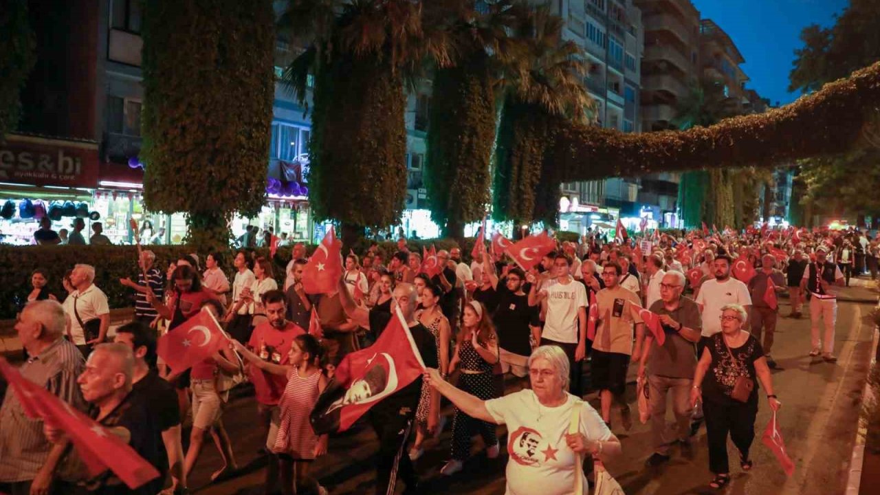 Aydın’da fener alayı ilgi gördü