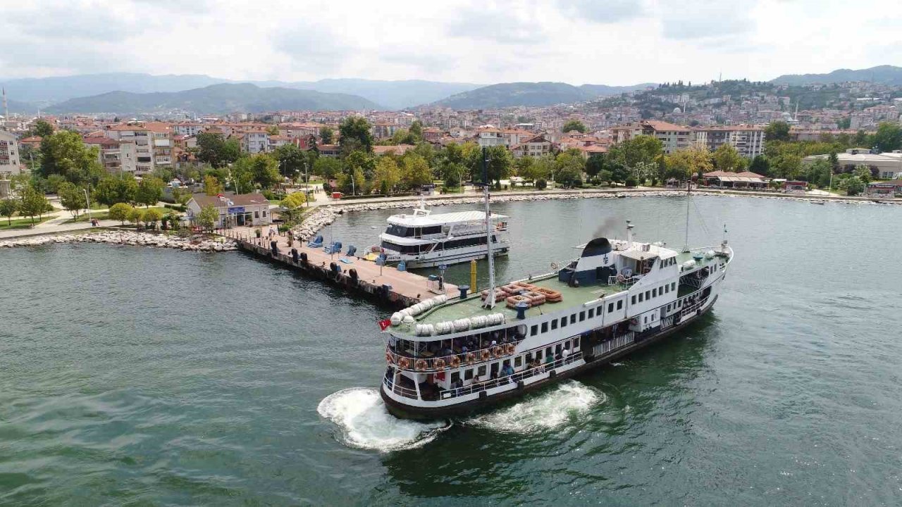 D-130 trafiğine vapur çözümü: Seferler arttı, ücretler yarıya indi