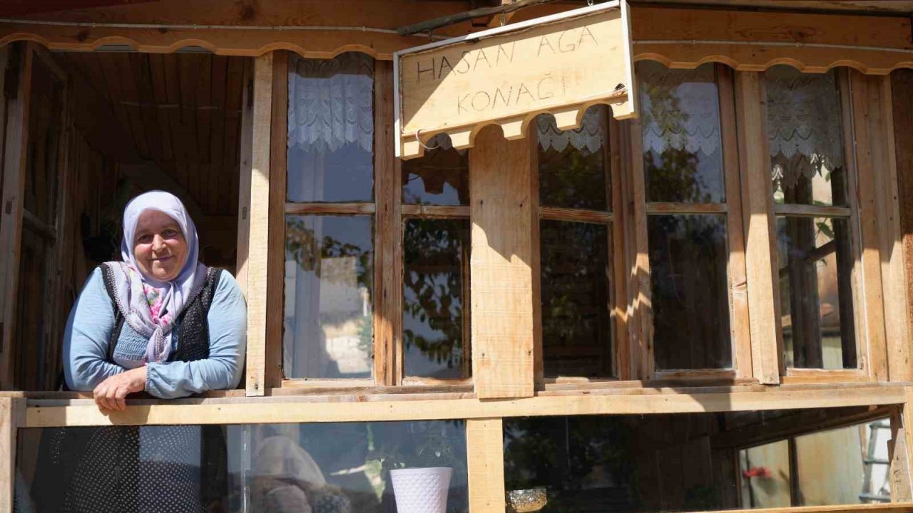 44 yıldır kiracısı olduğu eve gözü gibi bakıyor: "Kendi imkânlarımızla evimizi saray yaptık"