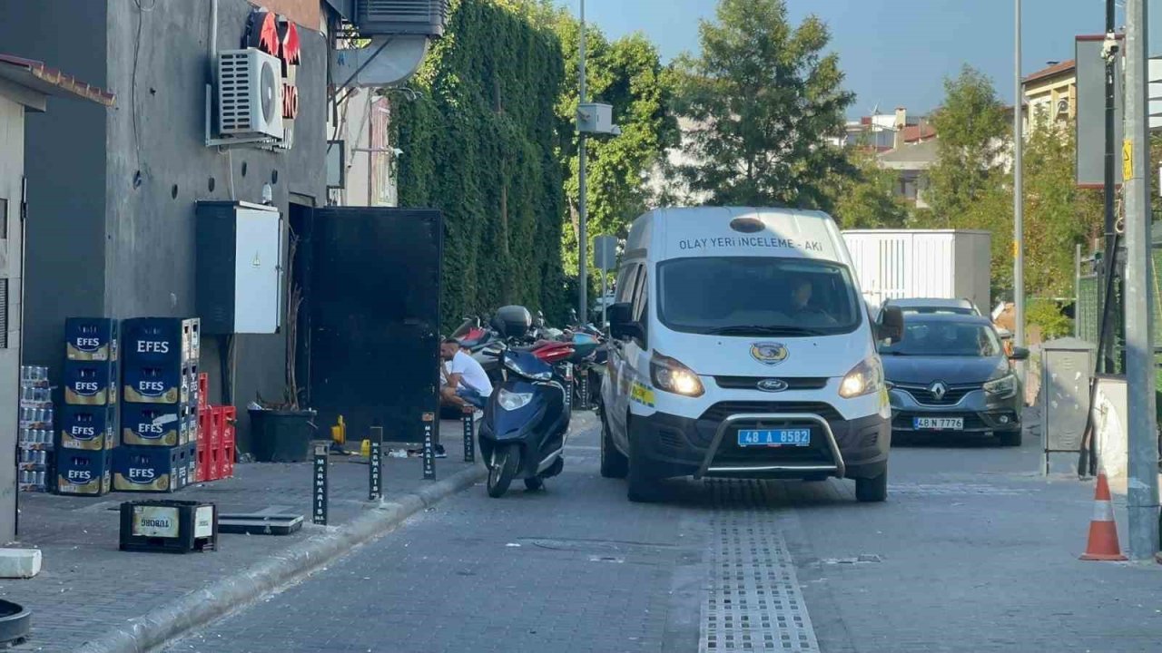 Marmaris’te barda silahlı kavga: 2 yaralı