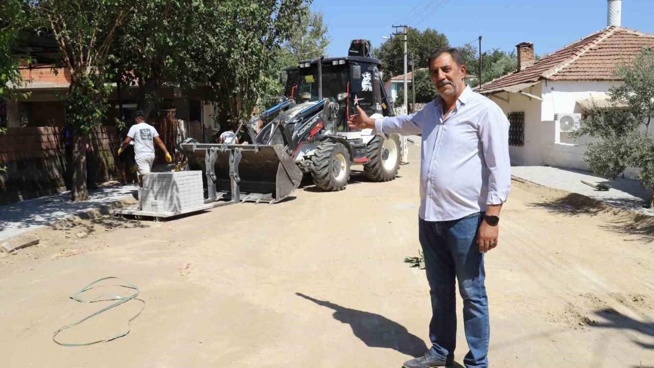 Nazilli Belediyesi Dallıca’da kaldırımları yeniliyor