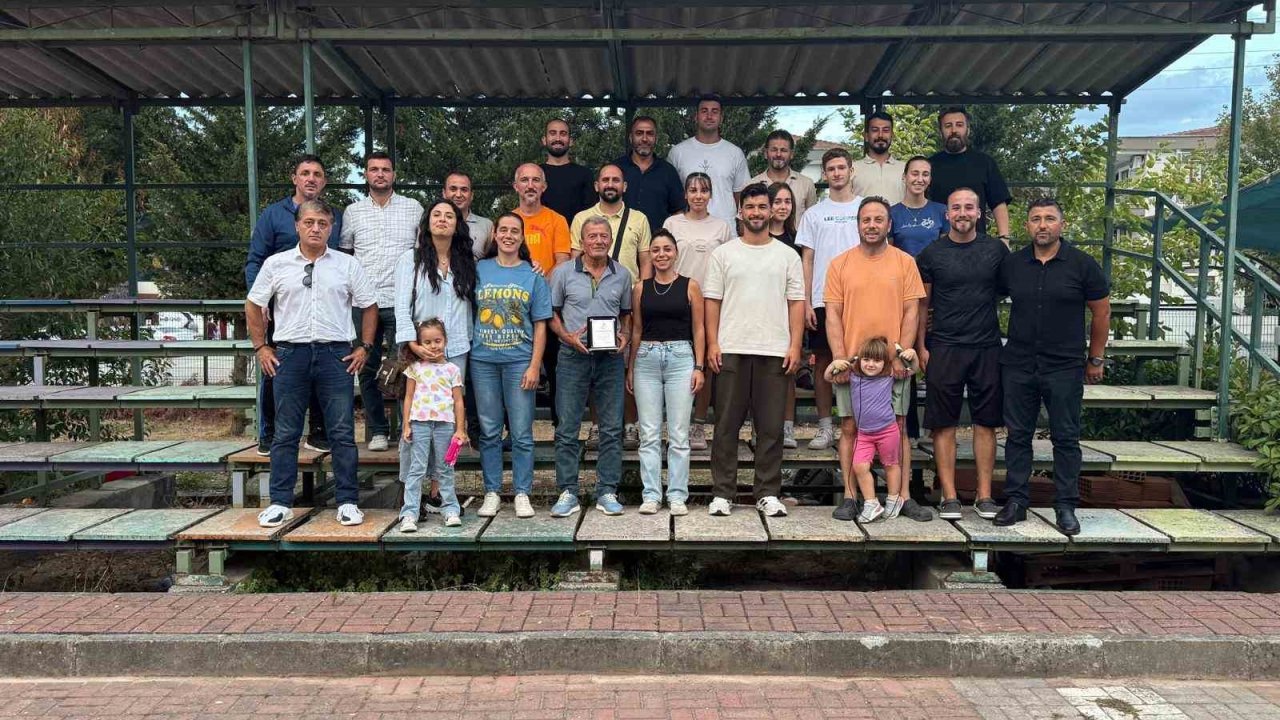 Kenan Bektaş sporcularıyla buluştu