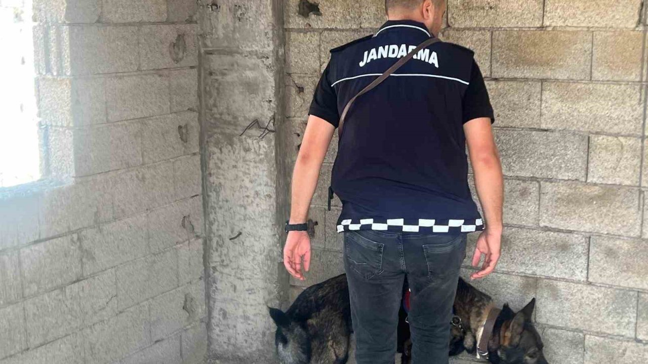 Kilis’te okul önlerinde trafik ve asayiş tedbirleri uygulandı