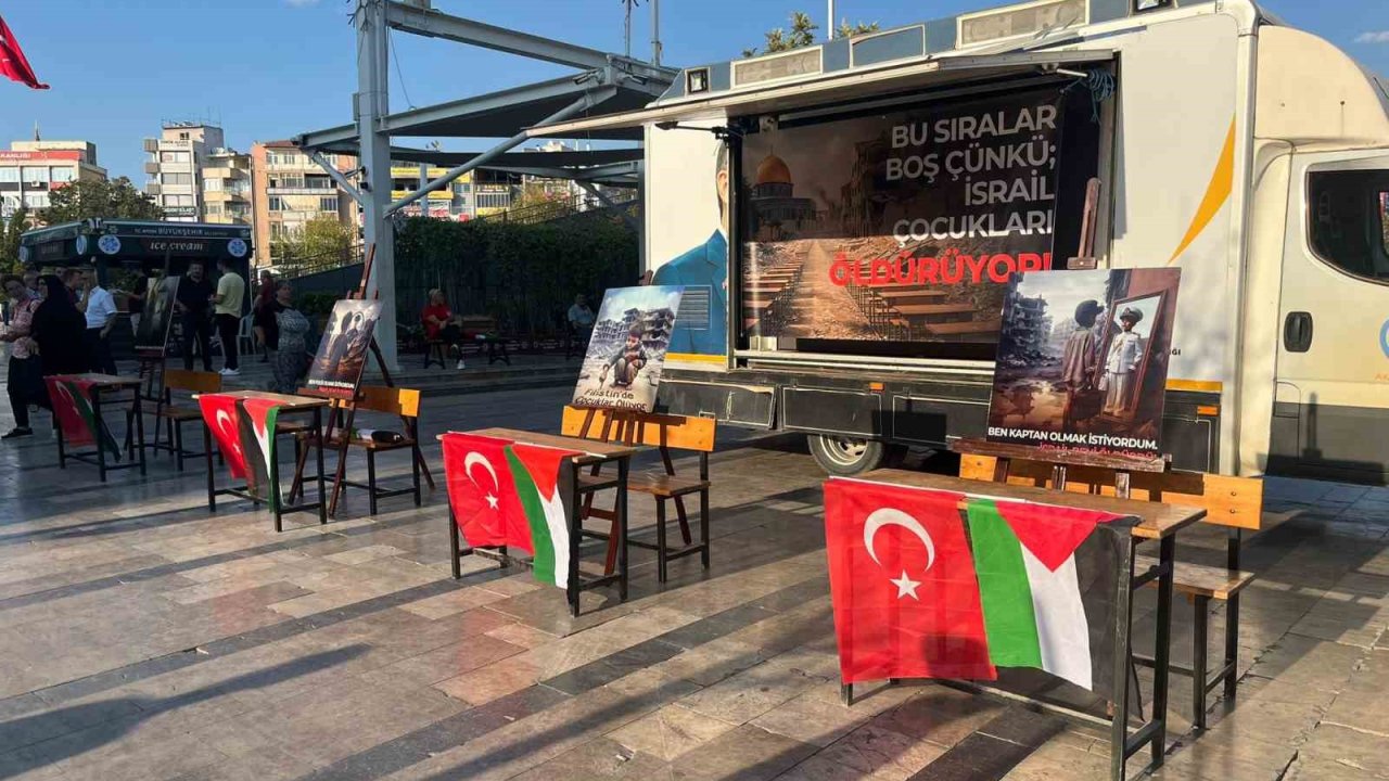 Gazze’deki çocuklar için "Boş Sıralar" etkinliği