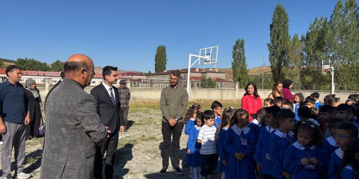 Susuz Kaymakamı Tutal, Okulları ziyaret etti