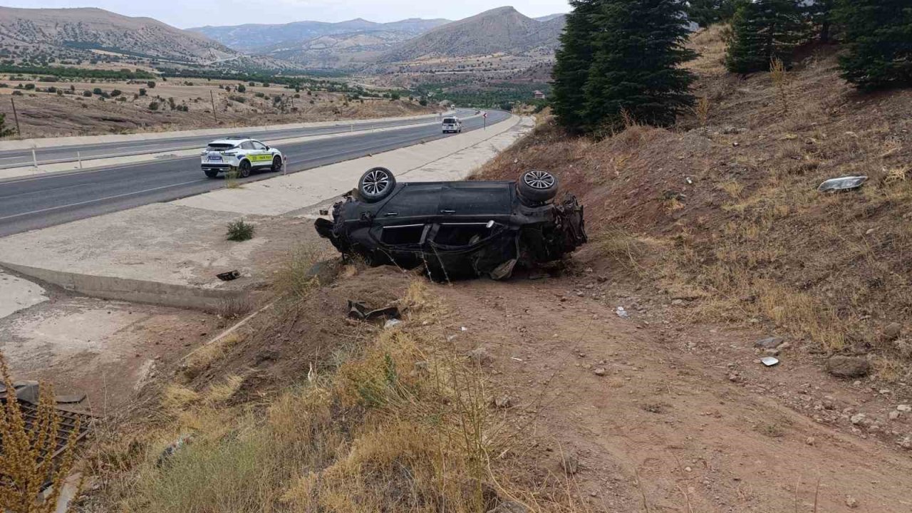 Hekimhan’da otomobil drenaj kanalına düştü: 1 yaralı