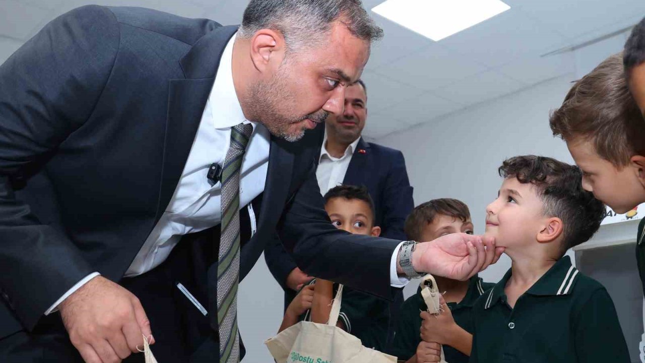 Onikişubat’ta 7 bin öğrenciye kırtasiye seti desteği