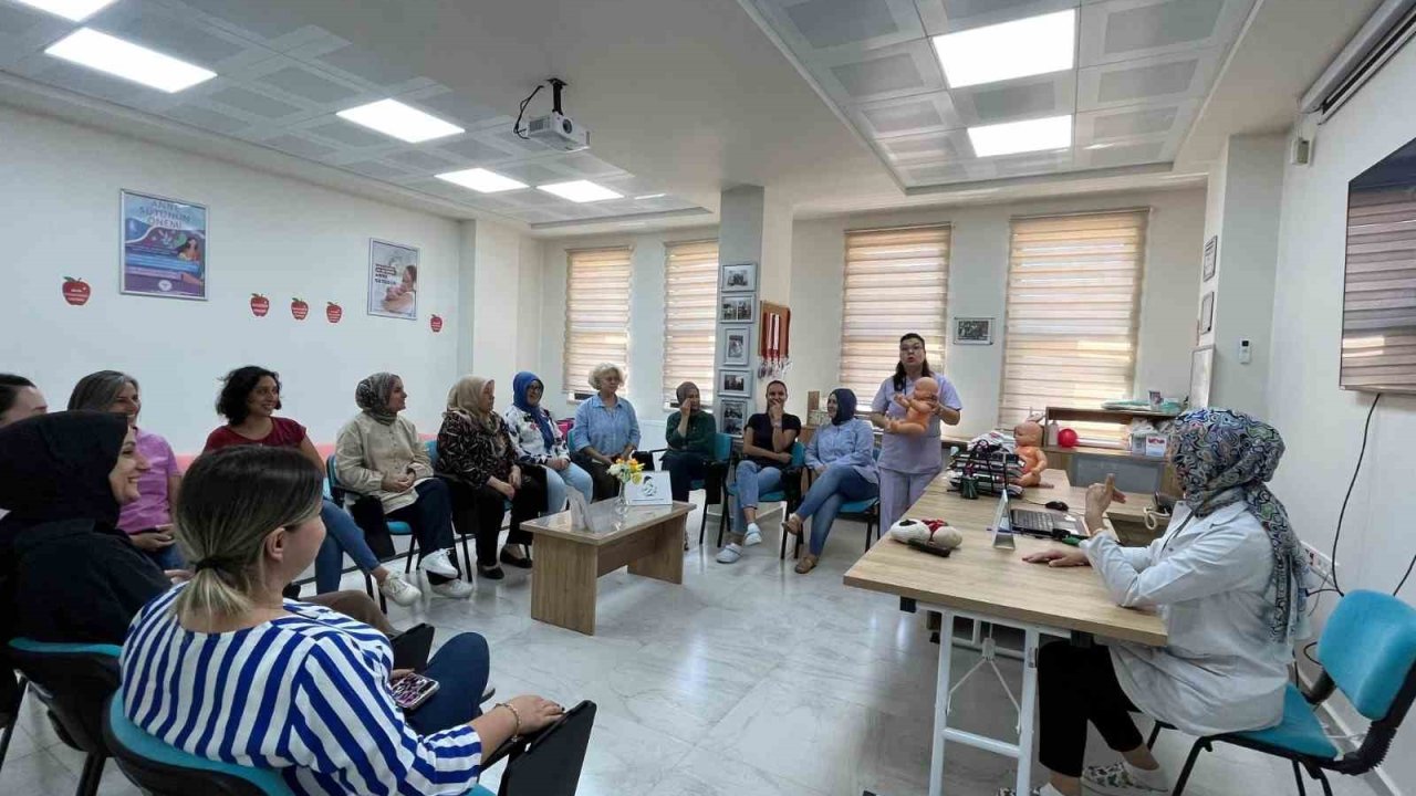 Bilecik’te bebek akademisi ilk dersine başladı