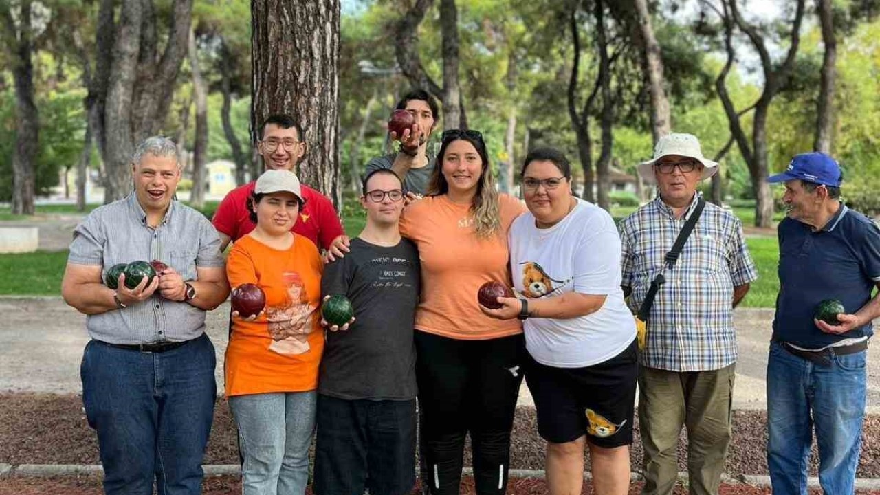 Muğla’da Bocce sporuyla engeller aşılırken dayanışma güçleniyor