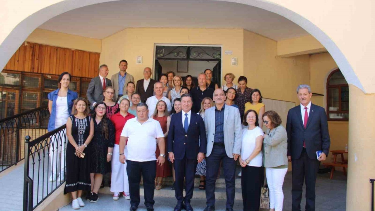 Başkan Aras öğrenci ve öğretmenlerin ihtiyaçlarını dinledi