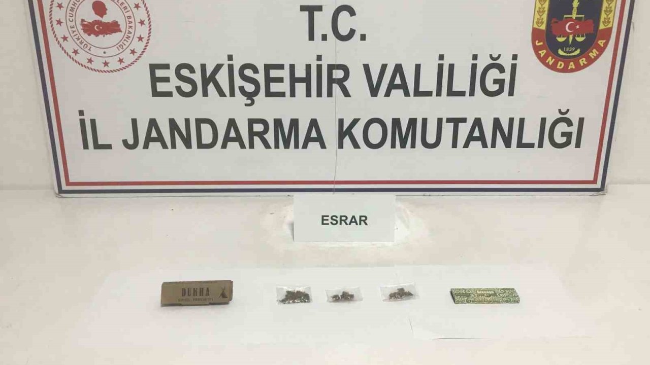 Uyuşturucu ticaretine jandarma engeli