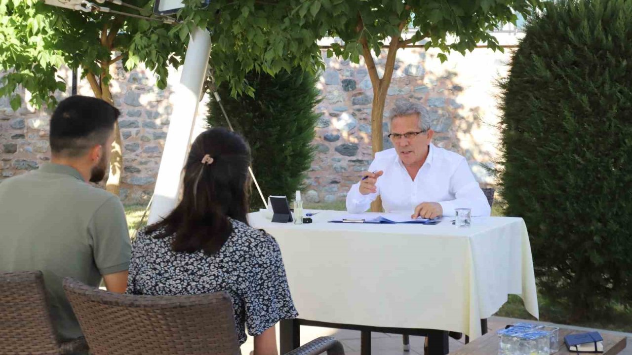 Başkan Tetik, halk gününde vatandaşları dinledi