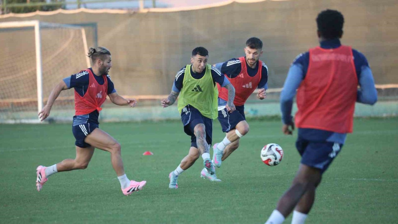 Erzurumspor FK’da Sakaryaspor mesaisi sürüyor