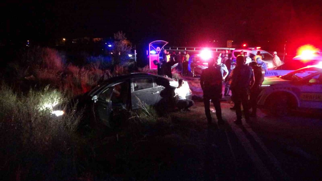 Malatya’da "dur" ihtarına uymayan araç kaza yaptı: 4 yaralı