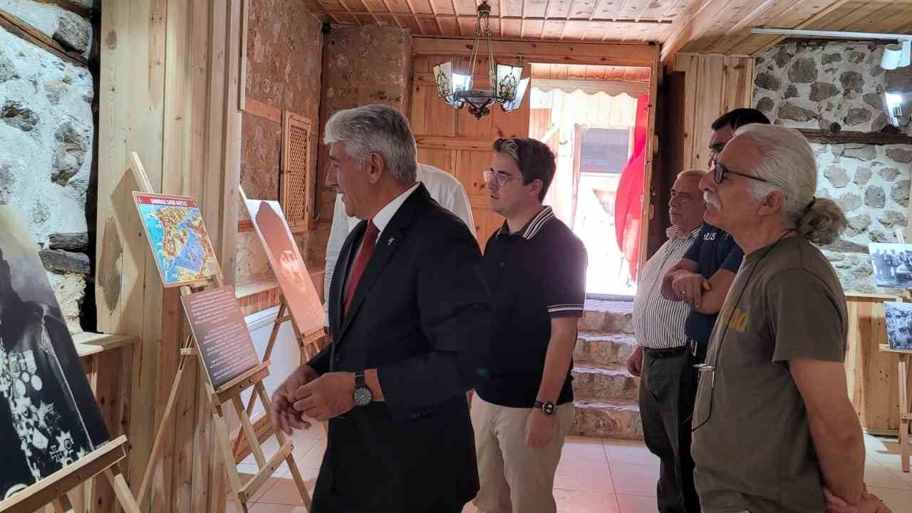 Kemaliye’de "Atatürk ve Çanakkale Muharebeleri" konulu fotoğraf sergisi