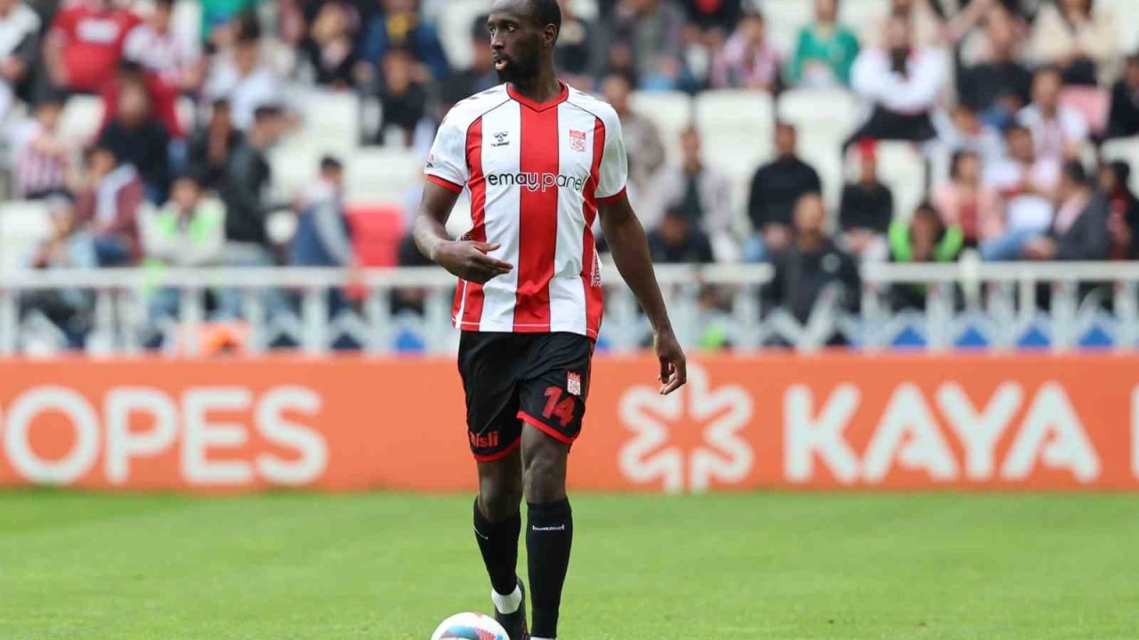 Sivasspor, Samba Camara’ya teşekkür etti
