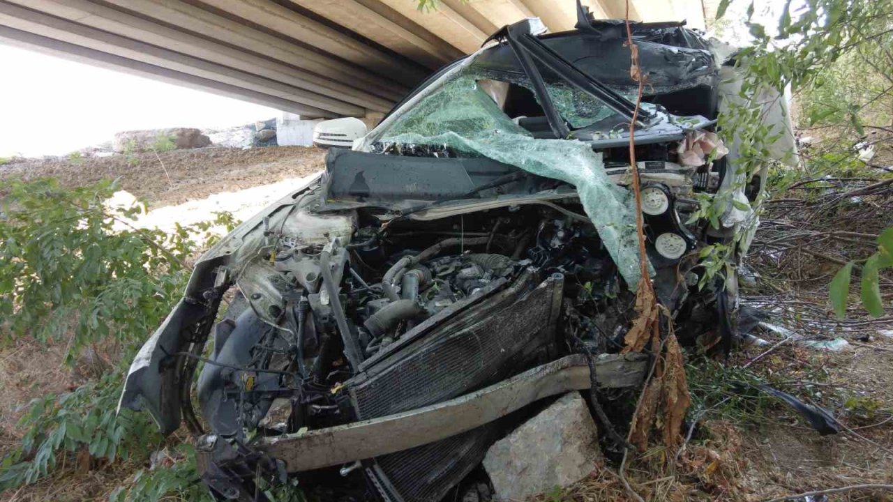 Kahreden kaza: Torununun doğum gününe giden dede feci kazada öldü