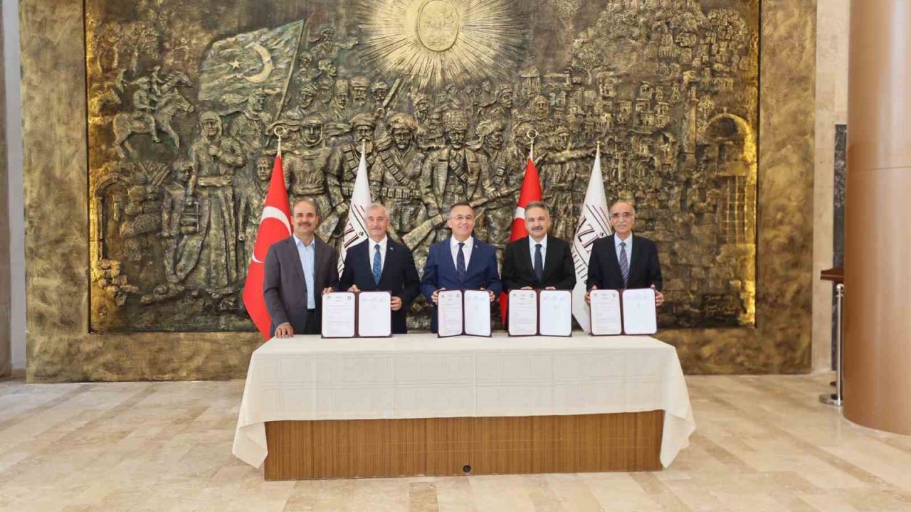 Şahinbey Belediyesi’nden çiftçilere tohumu ve gübre desteği