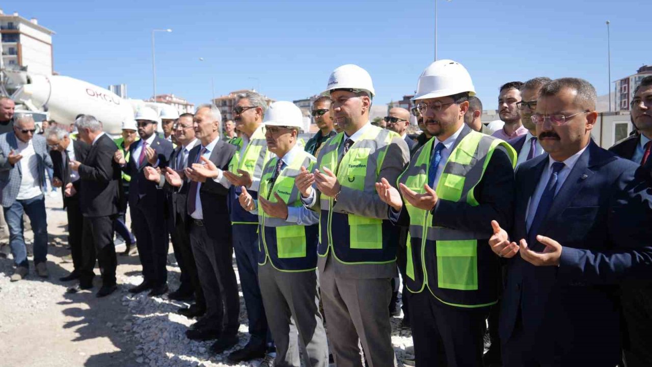 Niğde’de Tapu ve Kadastro hizmet binasının temeli atıldı