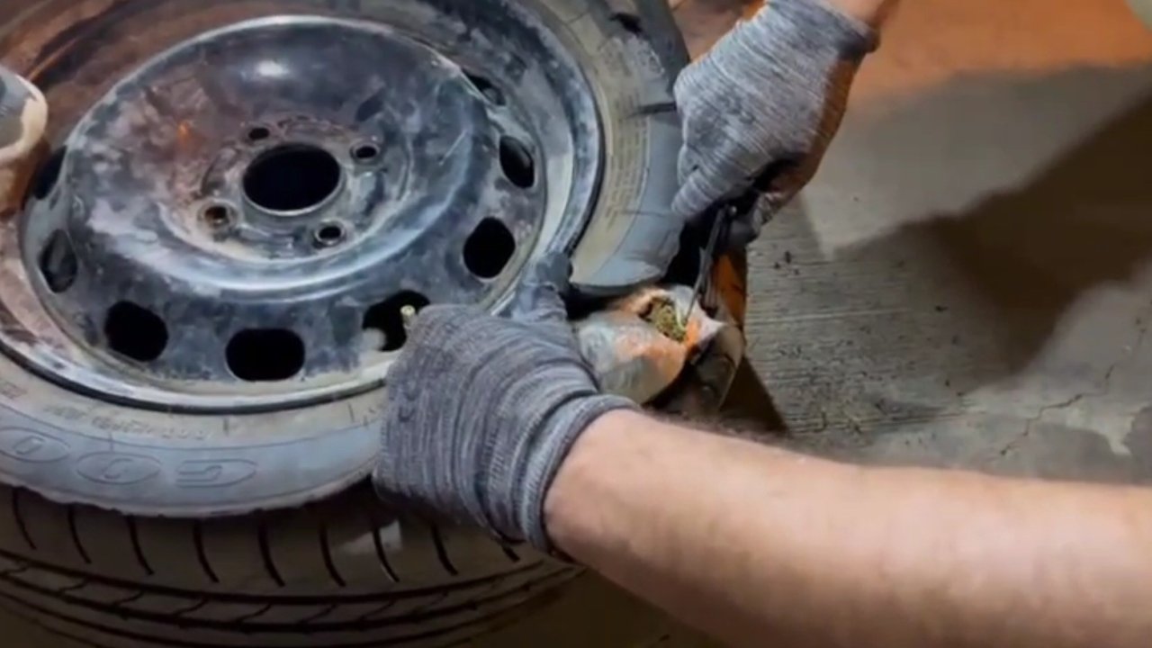 Şanlıurfa’da yedek lastikte uyuşturucu ticaretine 1 tutuklama