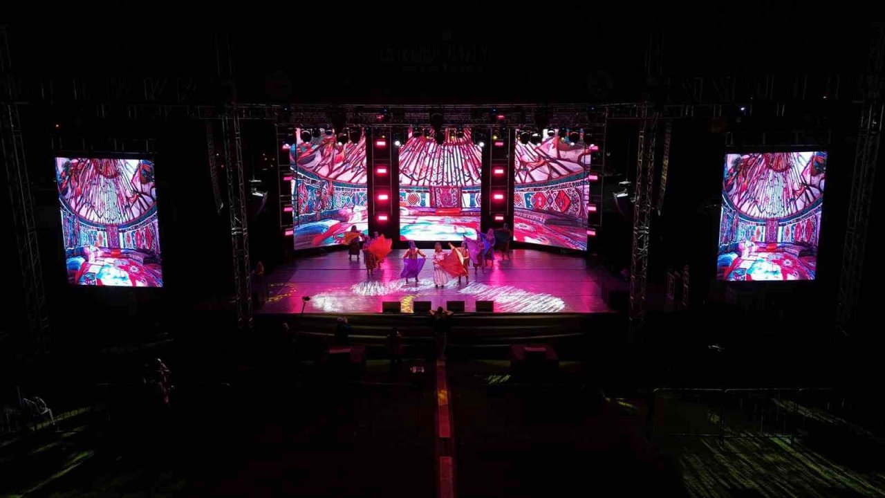 Söğüt’te Ulu Çınar gösterisi duygu dolu anlar yaşattı