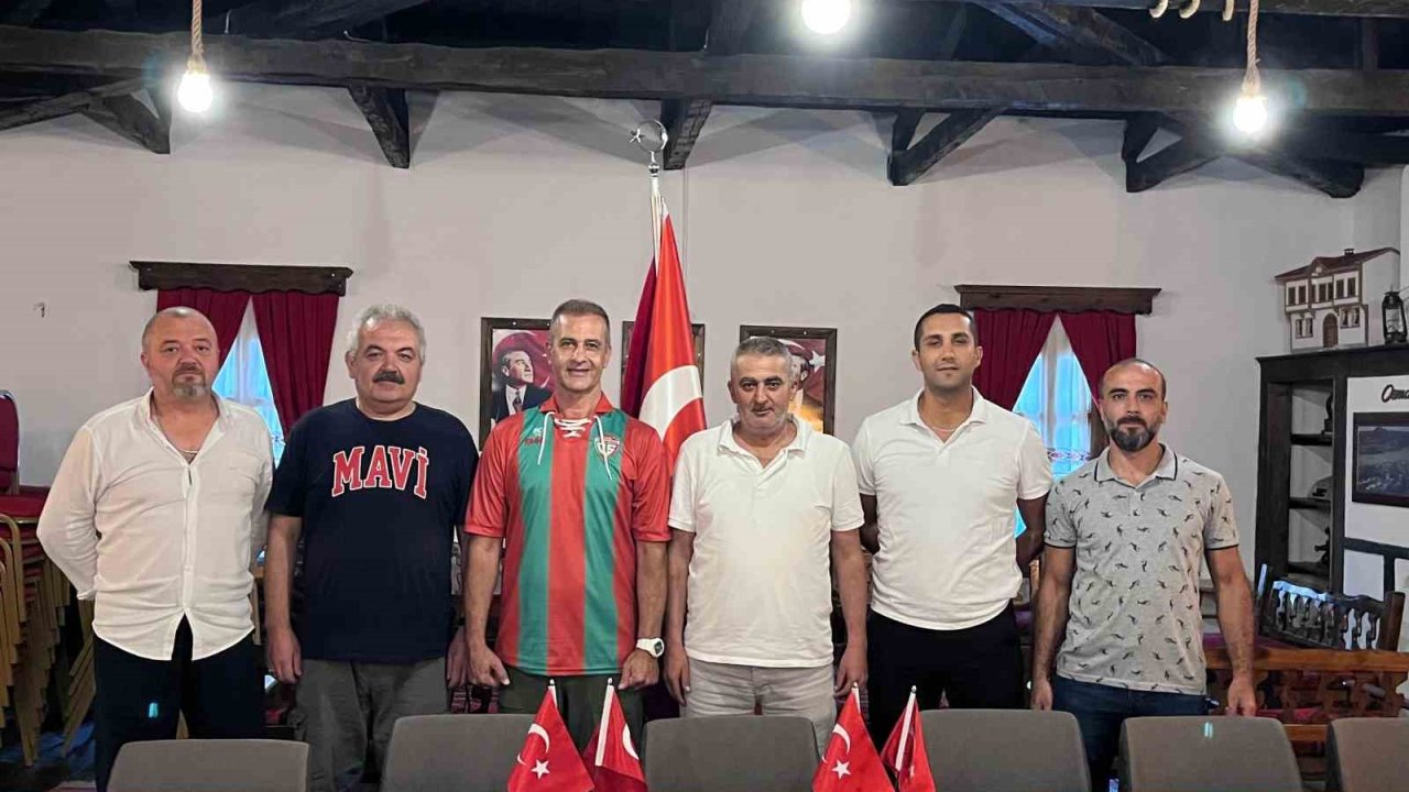 Tecrübeli teknik adam Osmanelispor ile anlaştı