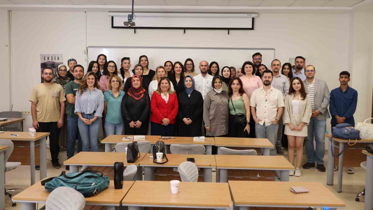 Dijital Görünürlük Atölyesi HKÜ Design Akademi’de gerçekleştirildi