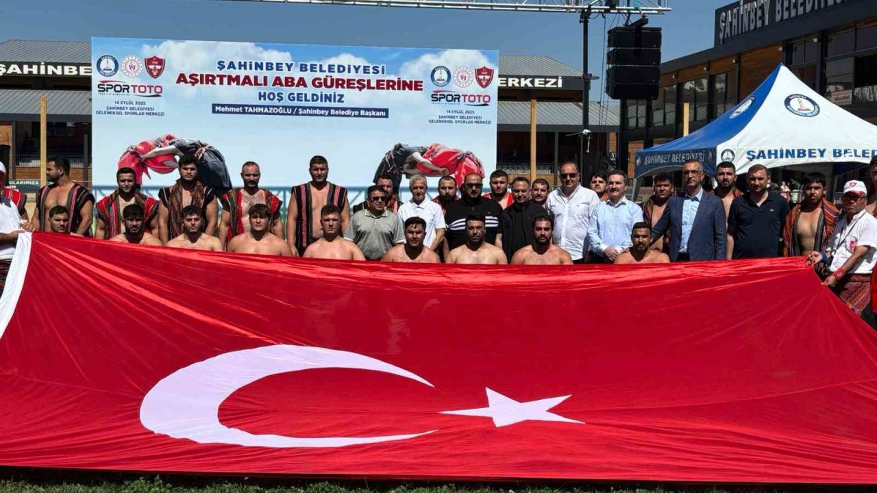 Gaziantep’te geleneksel aşırtmalı aba güreşleri heyecanı başladı