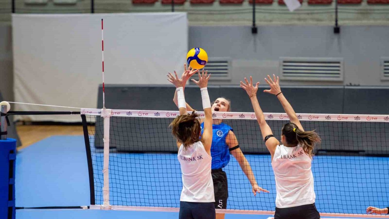 Aydın Büyükşehir Belediyespor, hazırlık maçında İlbank’ı mağlup etti