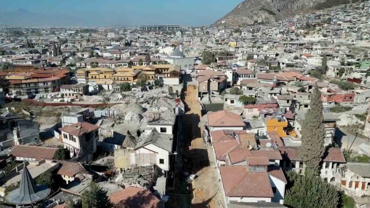 Antakya’nın tarihi caddeleri yeniden hayat buluyor