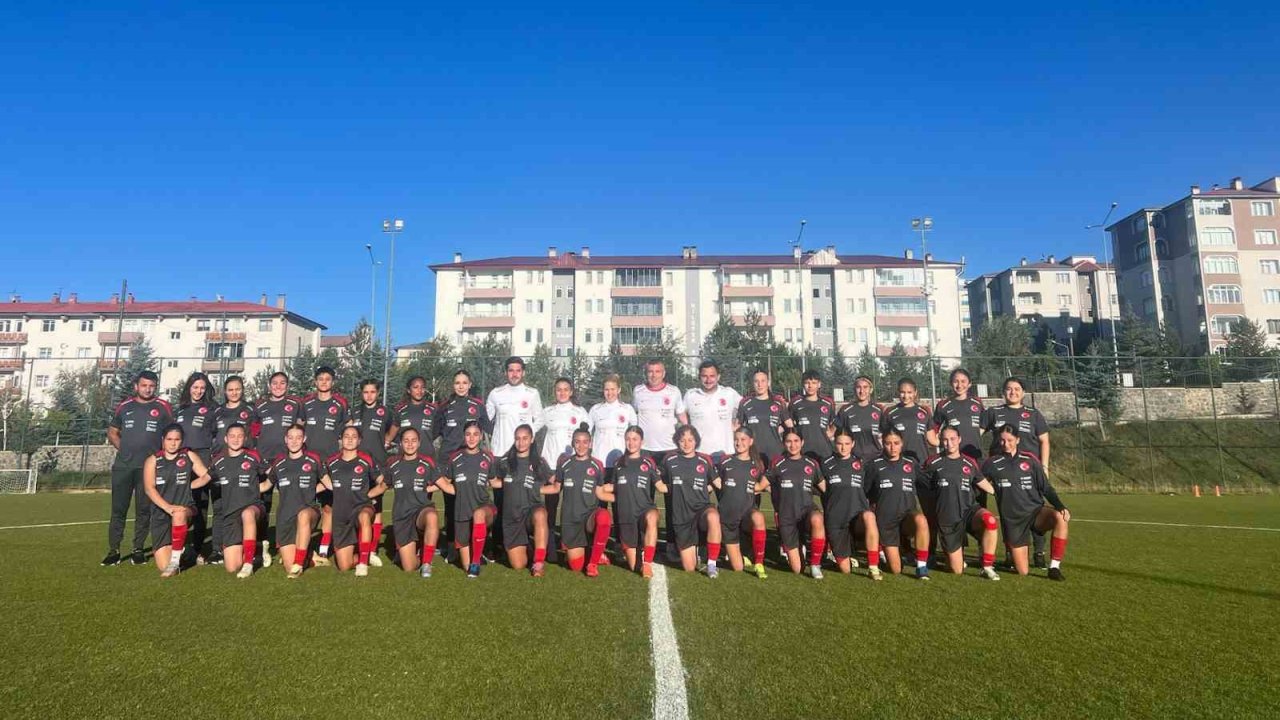 U19 Kadın Milli Takımının Erzurum kampı başladı
