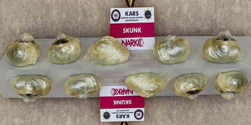 Kars'ta Otobüs yolcusunda uyuşturucu çıktı!