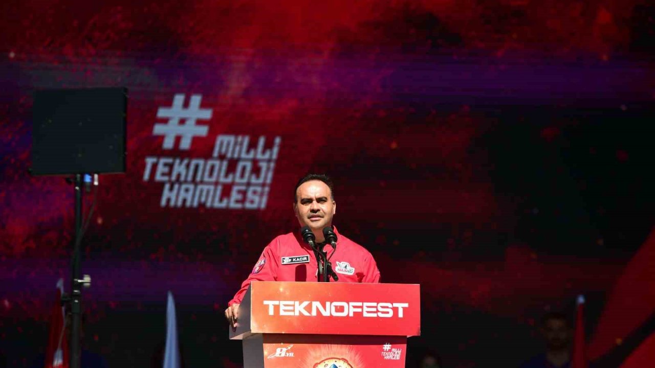 Bakan Kacır: "Milli teknoloji hamlesi Türkiye’nin özgüven devrimidir"