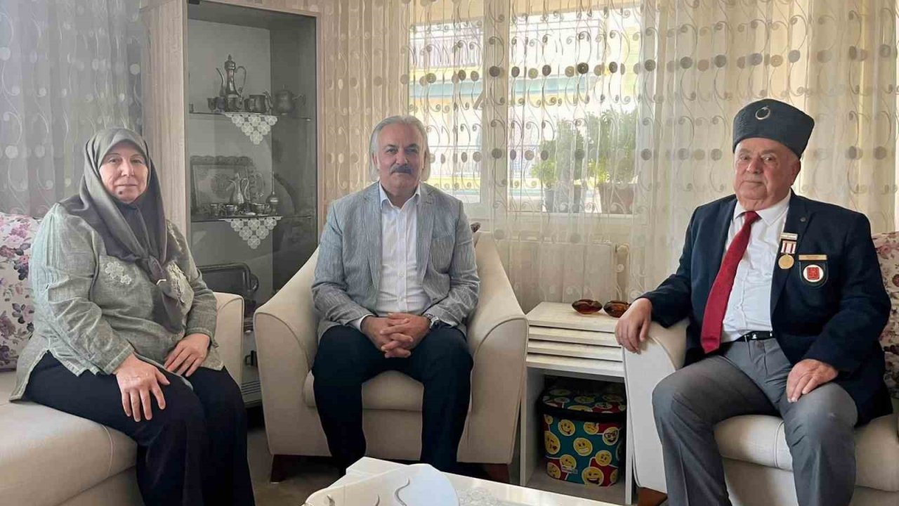Kaymakam Akça gazileri yalnız bırakmadı