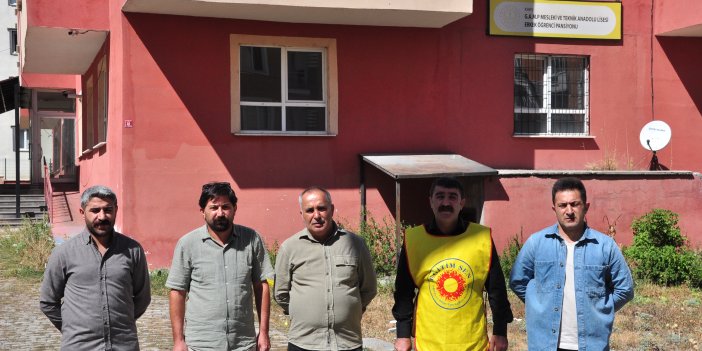 Kars- Eğitim Sen: ''5 katlı bu yurt hangi cemaate verilecek?''