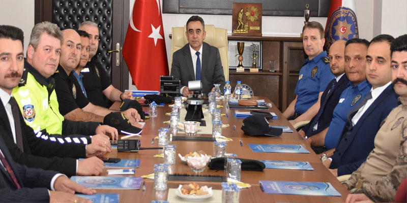 Emniyet Müdürü Tombul Başkanlığında Genel Değerlendirme Toplantısı