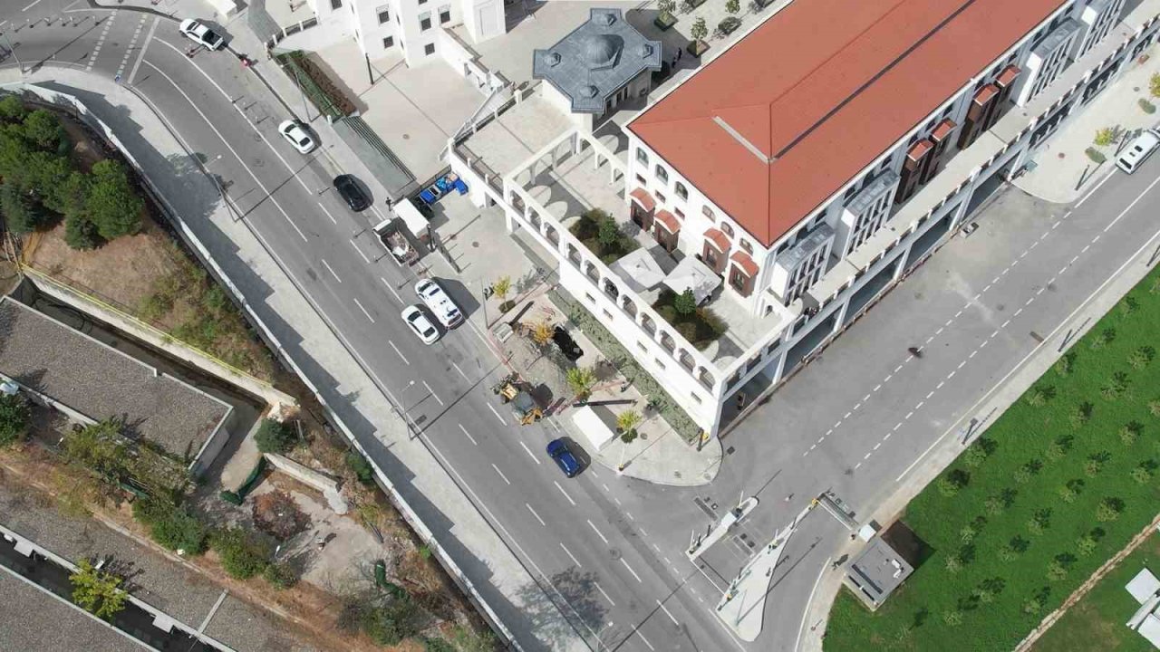 Ataşehir Finans Merkezi’nde göçük: 1 yaralı